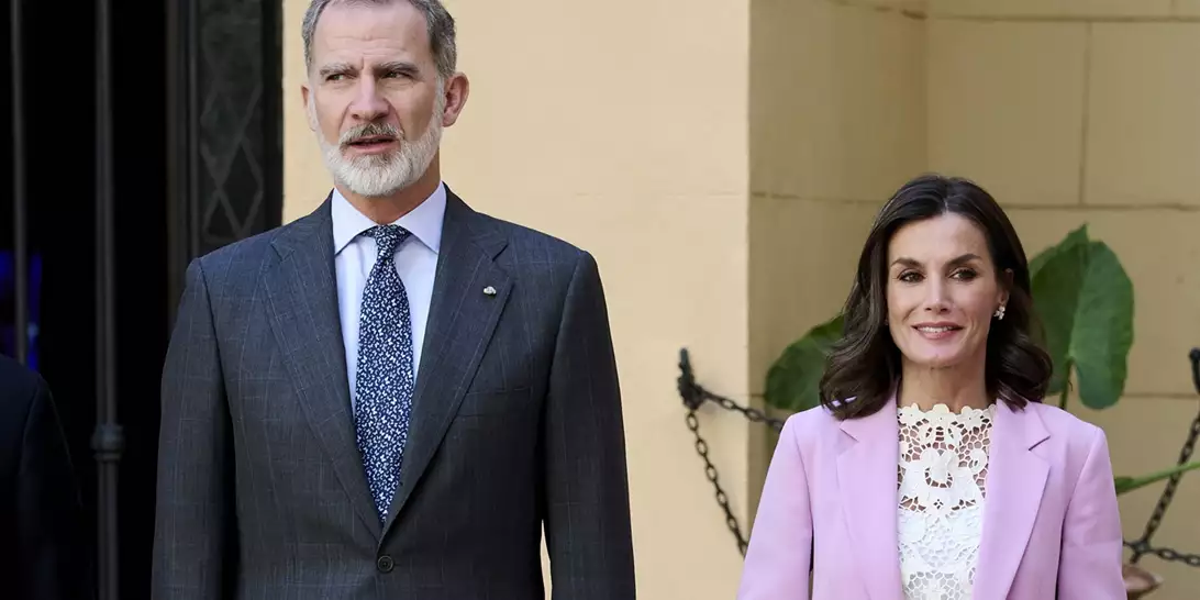 Βασίλισσα Letizia | H σοφιστικέ εμφάνιση στο πλευρό του Felipe