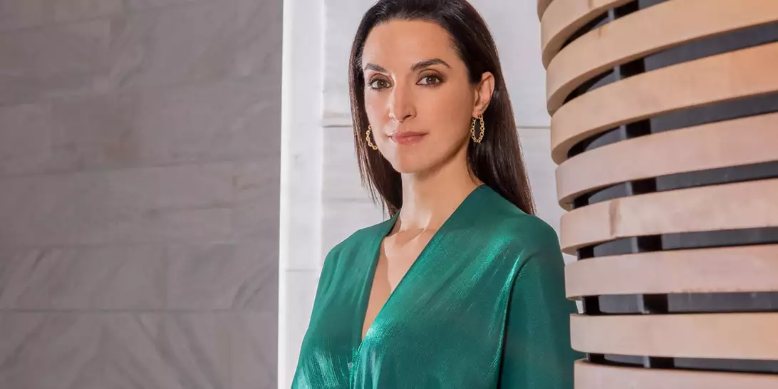 Κατερίνα Ευαγγελάτου: "Αγαπώ πολύ το ένδυμα, το πώς εκφράζει την προσωπικότητα του ανθρώπου που το φοράει"