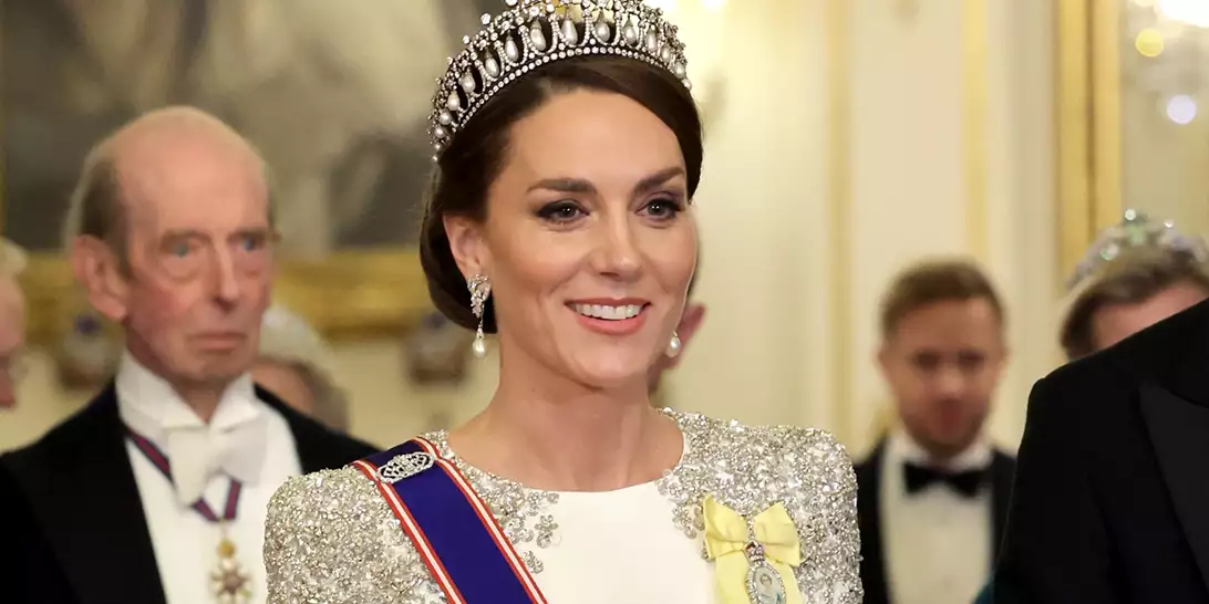 Kate Middleton | Το νέο πορτρέτο της δίχασε το διαδίκτυο