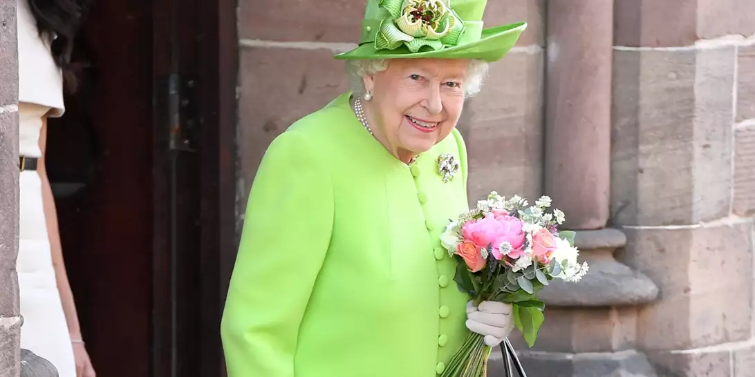 Βασίλισσα Ελισάβετ | Το αναπάντεχο σνακ με το οποίο συνόδευε πάντα το απογευματινό της τσάι