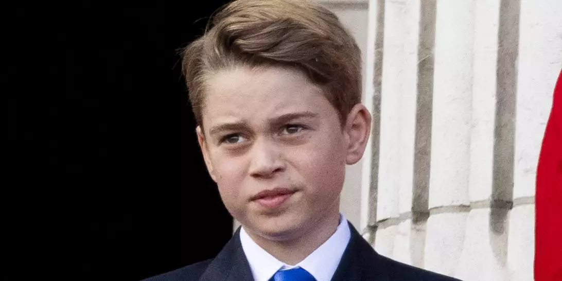 Πρίγκιπας George | Τα δύο συμπεράσματα που έβγαλαν οι royal fans από το πορτρέτο για τα 11α γενέθλιά του