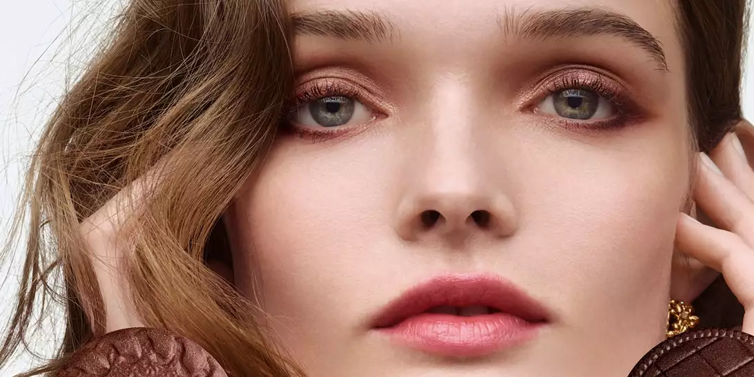 Τα Κουμπιά της Chanel | H νέα συλλεκτική συλλογή μακιγιάζ του οίκου Chanel που δεν πρέπει να χάσετε