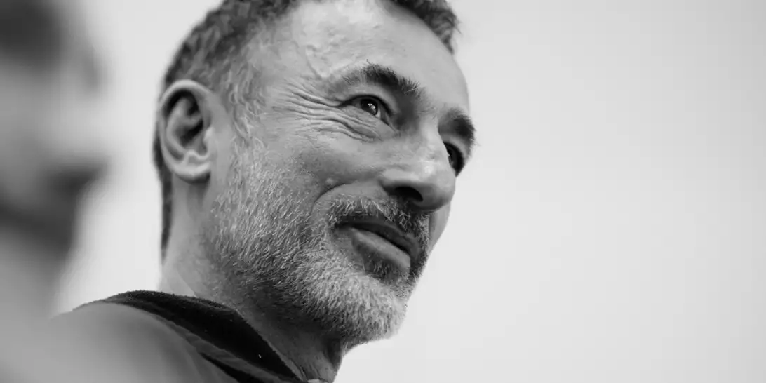 For One Night Only | Ο Δημήτρης Παπαϊωάννου δημιουργεί μία ξεχωριστή παράσταση στο Ηρώδειο για το Μουσείο Κυκλαδικής Τέχνης