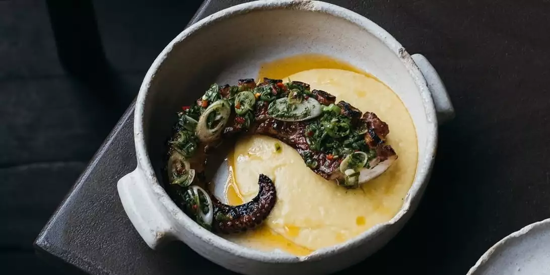 Eat Chic | Το "ελληνικό" εστιατόριο του Λονδίνου που βραβεύτηκε με αστέρι Michelin