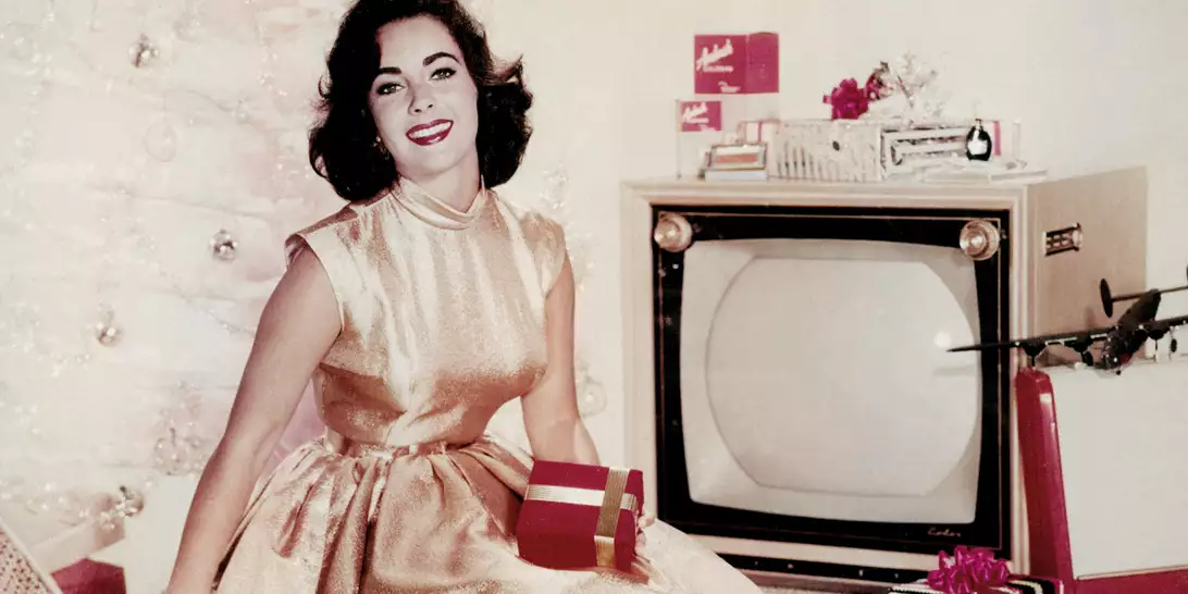 Glamorous Christmas | Πώς γιόρταζαν οι σταρς του Old Hollywood τα Χριστούγεννα