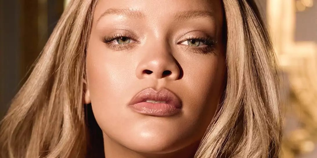 Rihanna | Η νέα μούσα του J’adore μέσα από το φακό του Steven Klein