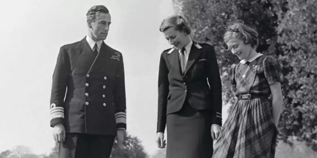 Lady Pamela | Στο νέο της coffee table book, η India Hicks μοιράζεται άγνωστες ιστορίες με φόντο τη βρετανική βασιλική οικογένεια