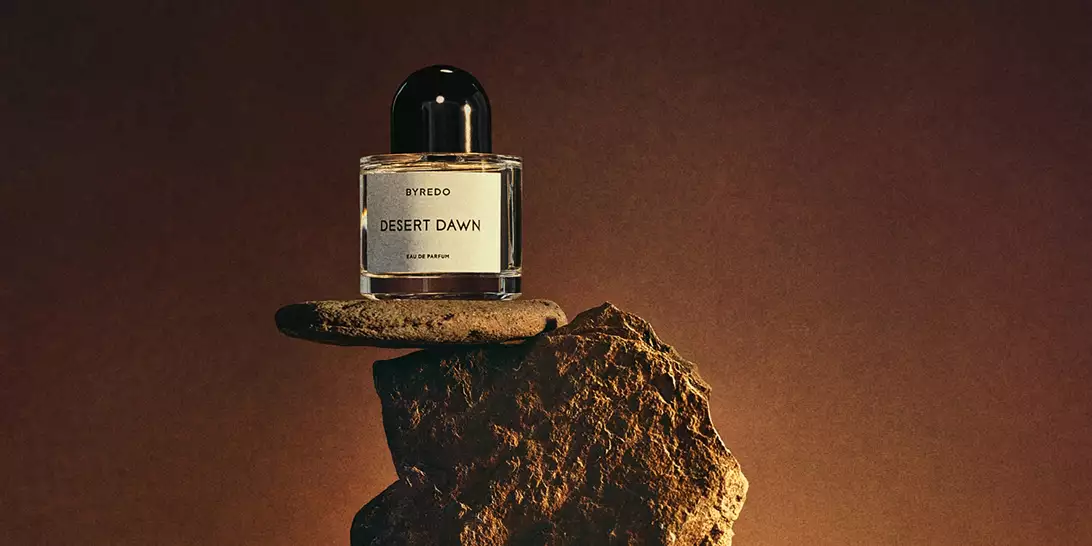 In the desert | Το νέο ξυλώδες άρωμα που θα σας συναρπάσει