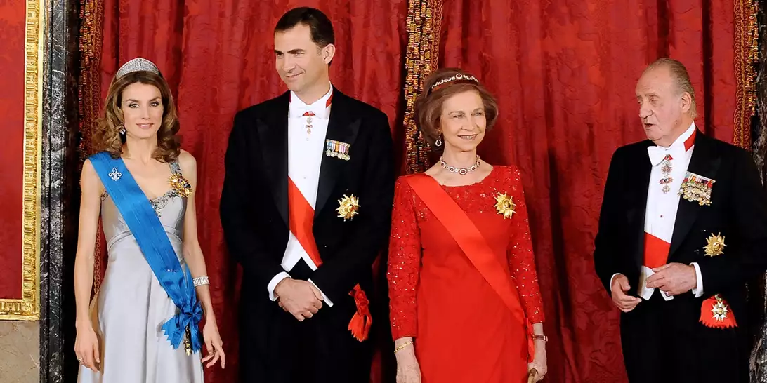 "Διαδίδει κακόβουλες φήμες για εκείνη" | Η αποκάλυψη για τις κινήσεις του Χουάν Κάρλος εναντίον της βασίλισσας Letizia