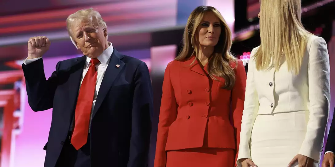 Melania Trump | Η επανεμφάνιση στο πλευρό του συζύγου της