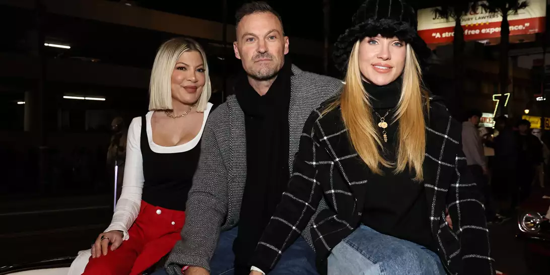 To Harper's Bazaar Greece συναντά την Tori Spelling, τον Brian Austin Green και τον Ian Ziering σε μία θρυλική επανένωση του Beverly Hills 90210 στο Hollywood!