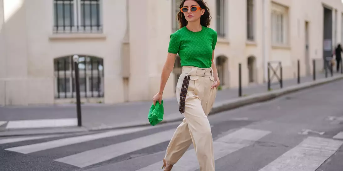 Πέντε τρόποι για να φορέσετε έντονα χρώματα χωρίς να αποτύχετε