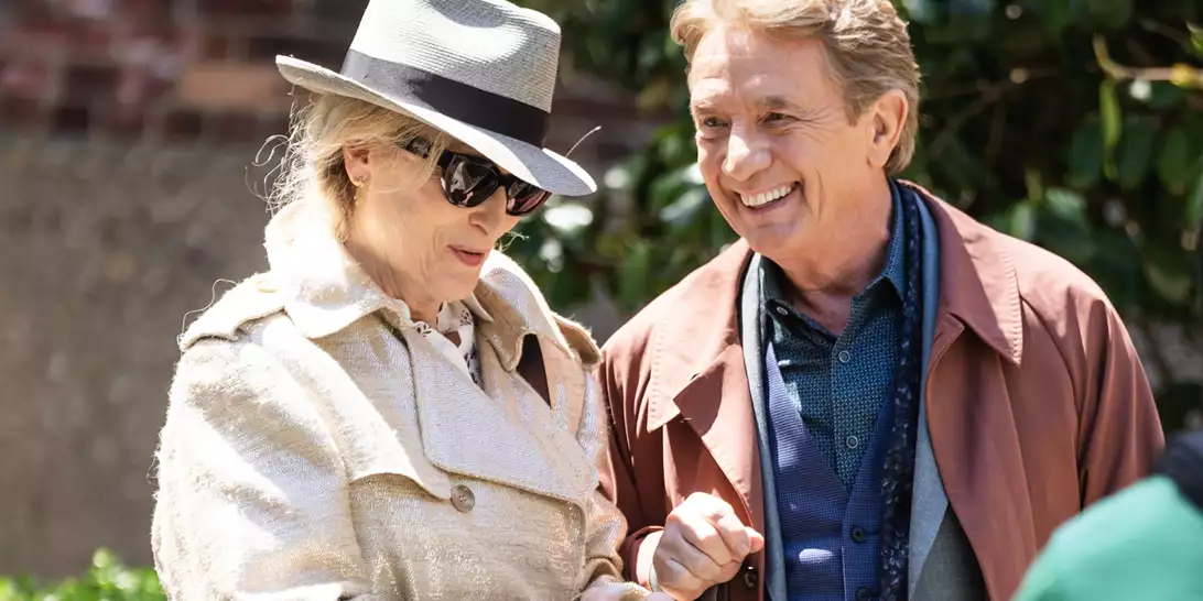 Meryl Streep και Martin Short ανταλλάσσουν ένα τρυφερό φιλί στους δρόμους της Νέας Υόρκης