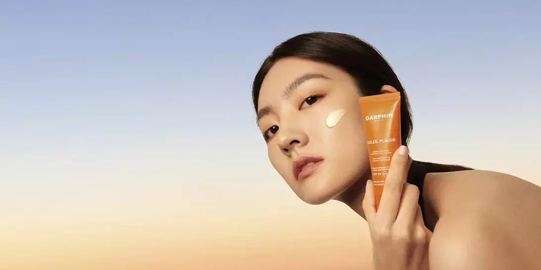 Απολαυστική προστασία | Η αντηλιακή κρέμα που θα θέλετε να εφαρμόζετε συνέχεια