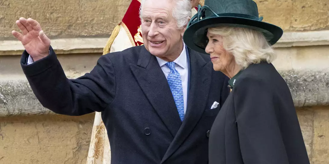 Ο βασιλιάς Κάρολος και η βασίλισσα Καμίλα στην πασχαλινή λειτουργία