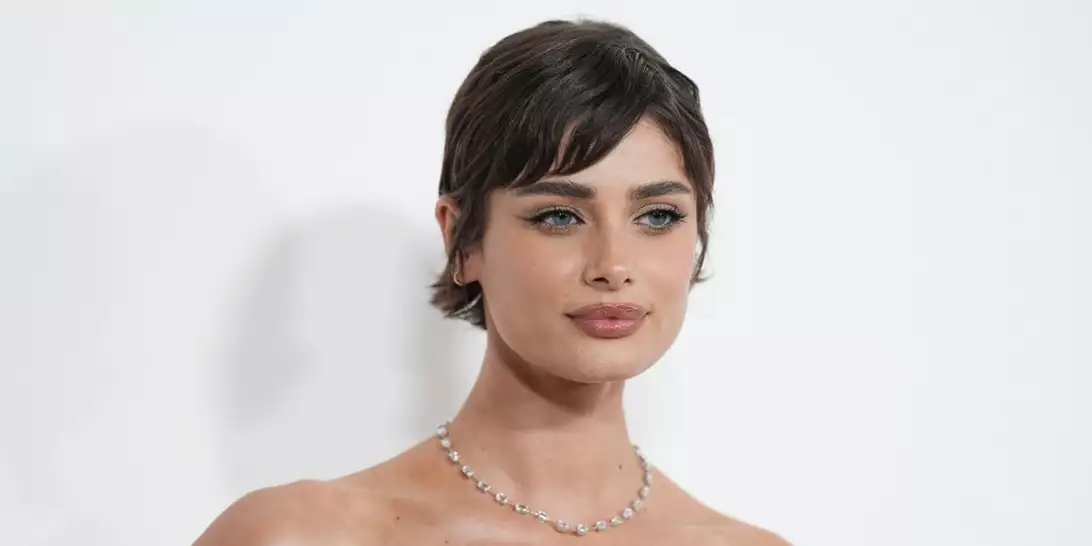 Τα χρησιμοποιούν εδώ και χρόνια | Τα foundations που οι makeup artists δεν αλλάζουν με τίποτα