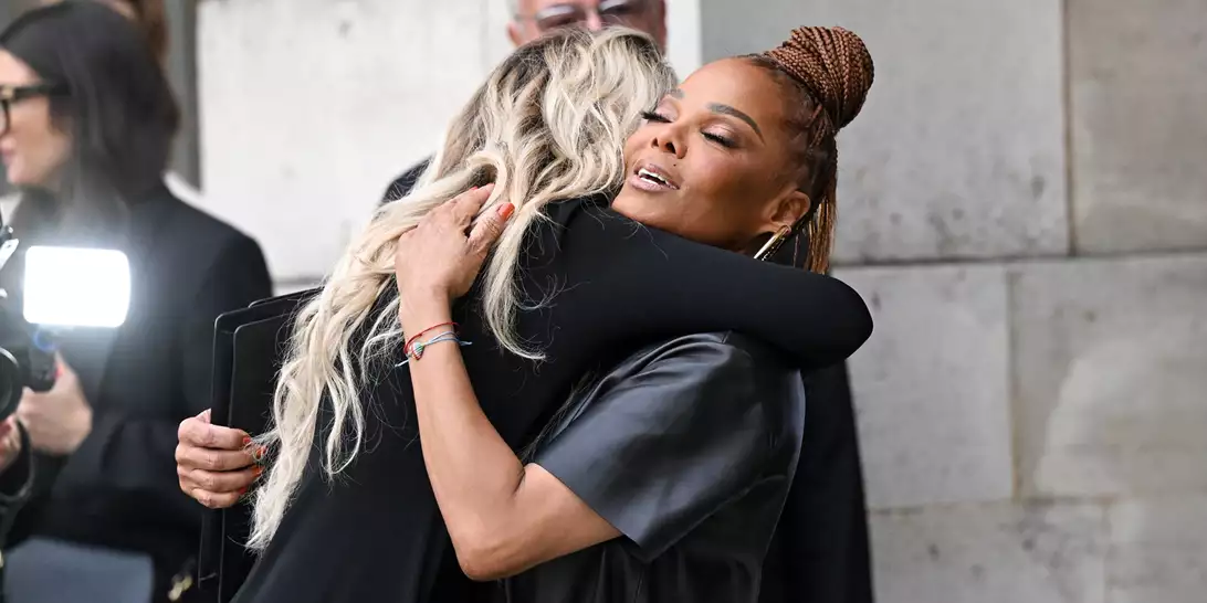 Janet Jackson | Η συνάντηση με την κόρη του αείμνηστου αδερφού της, Paris, μετά από χρόνια φημολογούμενης διαμάχης