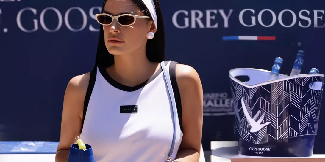 Στα tennis courts του Costa Navarino απολαμβάνοντας Grey Goose super premium βότκα