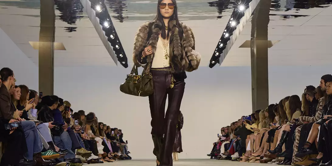 Τι κάνει τη μόδα του vintage τόσο δημοφιλή;