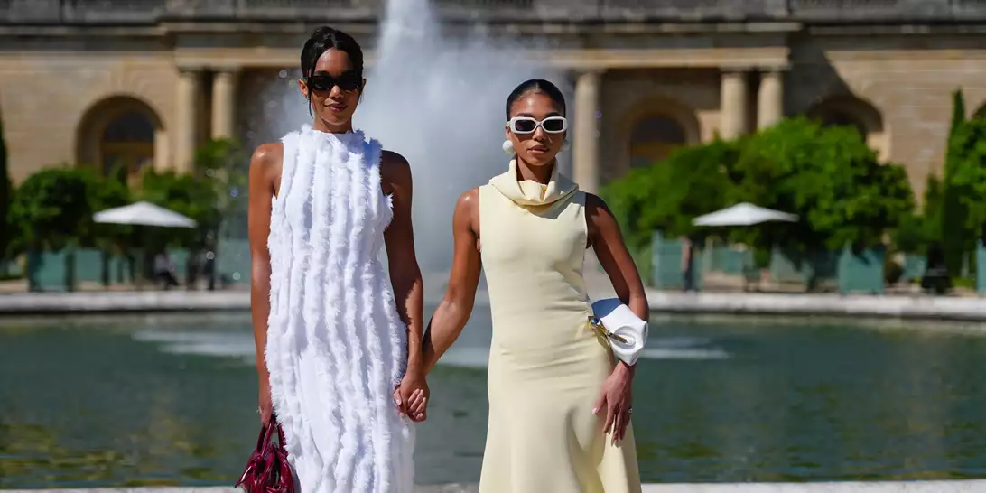 Τα 4 φορέματα που πρέπει οπωσδήποτε να φορέσετε αυτό το καλοκαίρι