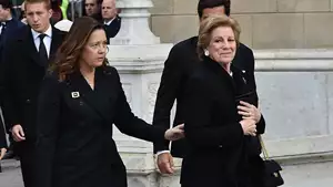 Άννα Μαρία | Το statement στοιχείο που επέλεξε για να τιμήσει τη μνήμη του τέως βασιλιά Κωνσταντίνου