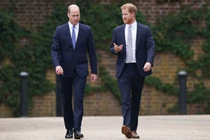 Πρίγκιπας Harry | Γιατί κράτησε μυστική την επίσκεψή του στη Βρετανία