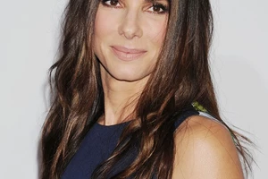 Sandra Bullock | Πώς το Χόλιγουντ έθεσε τέλος στη φιλία της με την Jennifer Aniston