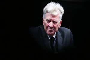 Ο David Lynch μόλις επανακυκλοφόρησε μία σειρά μυστηρίου του 2002