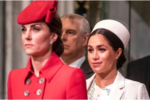 Kate Middleton | Τα 5 βασιλικά πρωτόκολλα που παραβίασε και άλλαξε τη μοναρχία