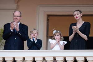 Πριγκίπισσα Charlene | Ο πρίγκιπας Jacques και η πριγκίπισσα Gabriella σε παραδοσιακή χριστουγεννιάτικη γιορτή χωρίς τη μητέρα τους