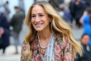 Sarah Jessica Parker: "Έχω σημαντικότερα πράγματα να κάνω από το να ανησυχώ για την εμφάνισή μου"