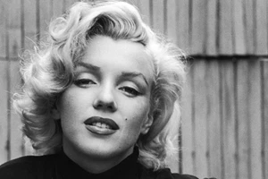 Όταν η Marilyn Monroe συνάντησε τη βασίλισσα Ελισάβετ