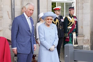 Βασίλισσα Ελισάβετ | Οι βασιλικές της υποχρεώσεις μειώθηκαν και επίσημα εξαιτίας της κατάστασης της υγείας της