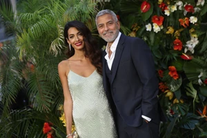 Amal Clooney | Η εκθαμβωτική εμφάνιση που ήταν η προσωποποίηση των roaring '20s