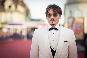 "Johnny vs. Amber" | Το νέο ντοκιμαντέρ για το πολύκροτο διαζύγιο των Johnny Depp και Amber Heard
