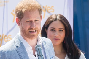 Ο πρίγκιπας Harry και η Meghan Markle είναι επίσημα παραγωγοί του Hollywood