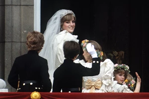 Πριγκίπισσα Diana | Νέο παιδικό βιβλίο αναφέρεται στην διατροφική διαταραχή της