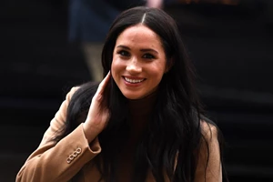 H Meghan Markle έκανε το μακιγιάζ που η Βασίλισσα δεν θα ενέκρινε ποτέ