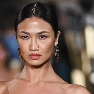 Οι μεγαλύτερες τάσεις ομορφιάς από την Εβδομάδα Μόδας της Νέας Υόρκης FW24