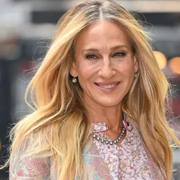 Μετά τα 50 | 5 λάθη μακιγιάζ που κάνουν τα μάτια σας να δείχνουν κουρασμένα