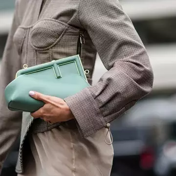 Τα 5 χρώματα νυχιών που δείχνουν πάντα classy και chic