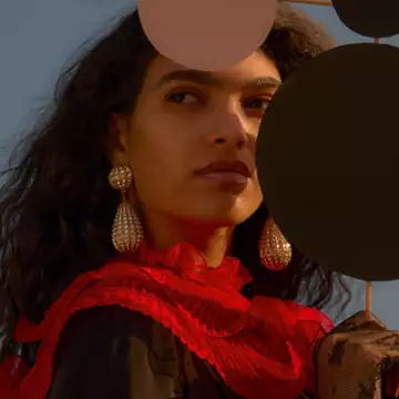 From The Magazine | Φορέματα που υπόσχονται γοητεία και ελευθερία