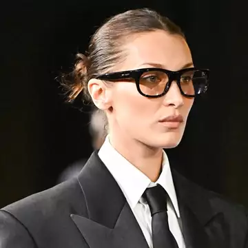 PFW SS25 | Οι τάσεις ομορφιάς που πρωταγωνίστησαν στο catwalk