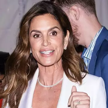 Το λάθος με το bronzer που κάνουν οι περισσότερες γυναίκες άνω των 50