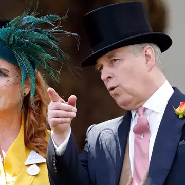 Andrew και Sarah Ferguson | Σχεδιάζουν να μεταπωλήσουν κειμήλια που ανήκαν στη βασίλισσα Ελισάβετ;