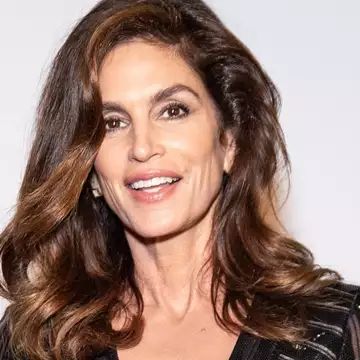 Younger Looking | 5 κουρέματα που είναι καλύτερα από Botox