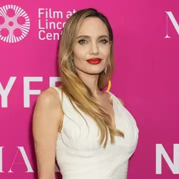 Angelina Jolie | H vintage δημιουργία που επέλεξε για την πρεμιέρα του Maria