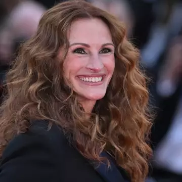 30 εκατομμύρια δολάρια θα χρειαστεί να δώσει κάποιος για να ζήσει στο σπίτι της Julia Roberts στη Χαβάη