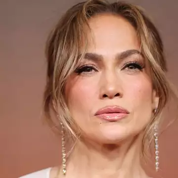 Jennifer Lopez | Η κίνηση που έκανε εν μέσω των πυρκαγιών στο Λος Άντζελες