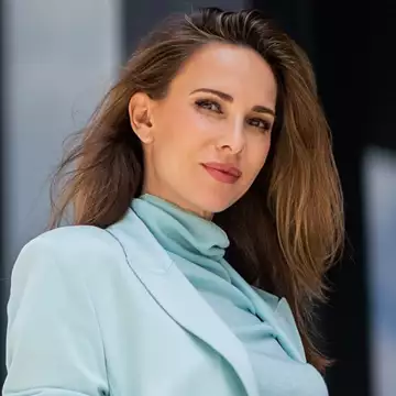 Τα καλύτερα foundations για γυναίκες άνω των 60